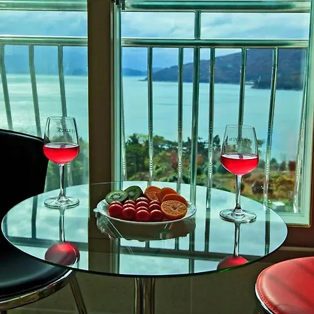 Light Sky Pension Geoje Exterior photo